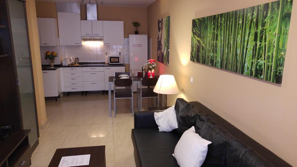 بويرتو ديل روزاريو Zen Apartment Playa Chica المظهر الخارجي الصورة